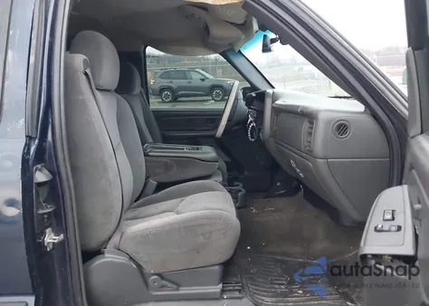 2005 Chevrolet Silverado C1500 z USA, uszkodzony, nr VIN 2GCEC19TX51379066